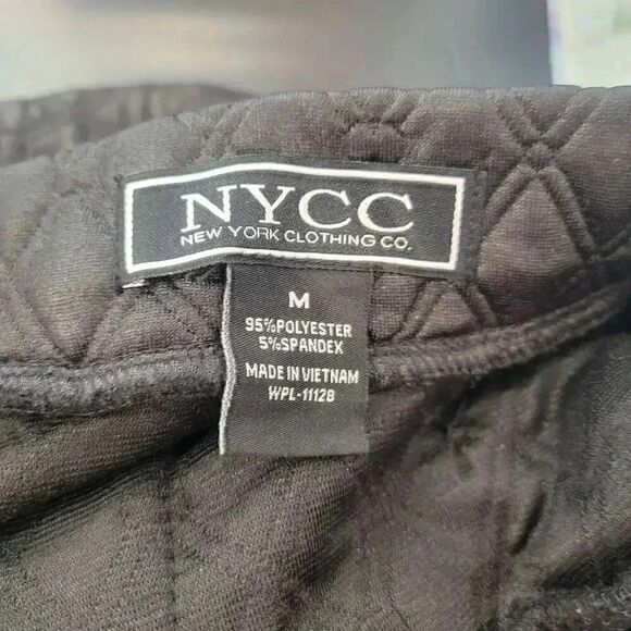 NYCC Women's Black Poly/Spandex Faux Leather Quilted A-Line Skirt NEW - Picture 7 of 9